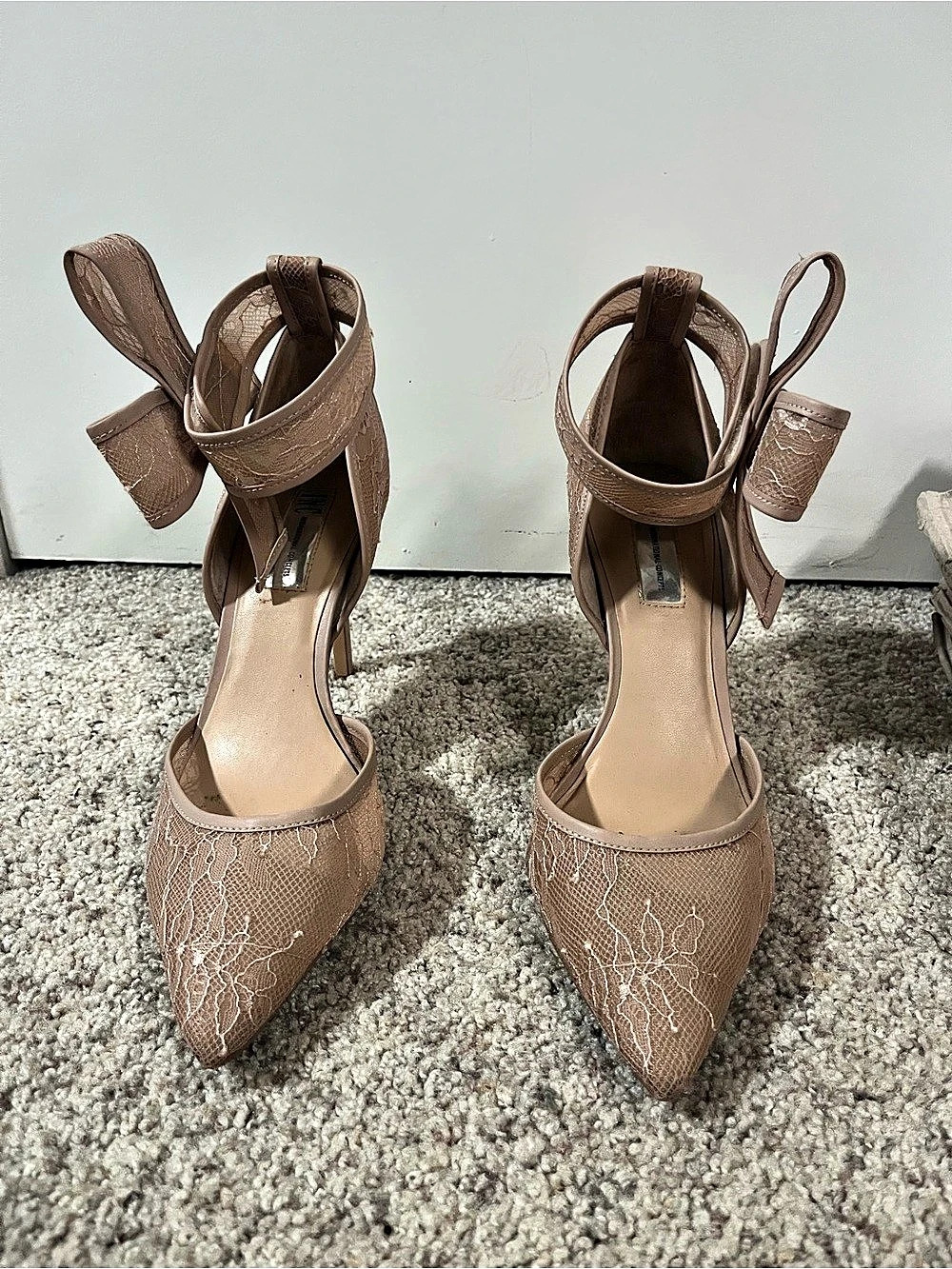 INC International Concepts Sanira Bow Pumps Brown